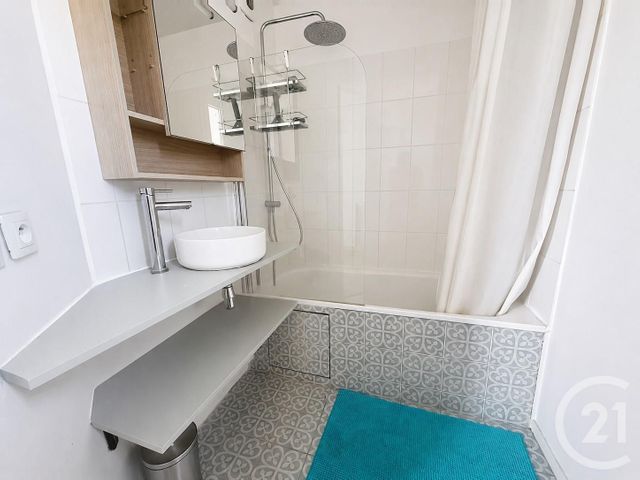 Appartement F2 à louer - 2 pièces - 48.0 m2 - AUBERVILLIERS - 93 - ILE-DE-FRANCE - Century 21 Immo Conseil