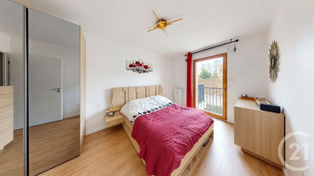 Appartement F4 à vendre - 4 pièces - 82.08 m2 - PARIS - 75019 - ILE-DE-FRANCE - Century 21 Immo Conseil