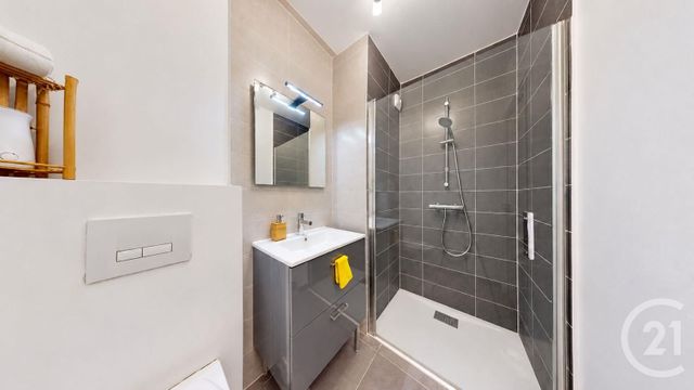 Appartement F4 à vendre - 4 pièces - 82.08 m2 - PARIS - 75019 - ILE-DE-FRANCE - Century 21 Immo Conseil