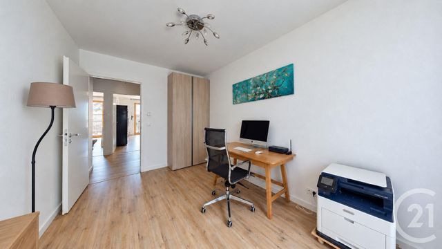 Appartement F4 à vendre - 4 pièces - 82.08 m2 - PARIS - 75019 - ILE-DE-FRANCE - Century 21 Immo Conseil