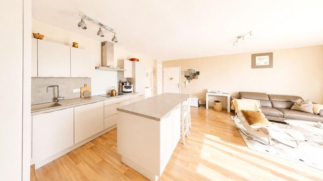 Appartement à vendre - 4 pièces - 87.25 m2 - AUBERVILLIERS - 93 - ILE-DE-FRANCE - Century 21 Immo Conseil