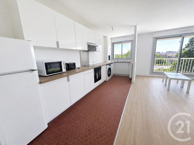 Appartement F4 à louer - 4 pièces - 88.0 m2 - AUBERVILLIERS - 93 - ILE-DE-FRANCE - Century 21 Immo Conseil