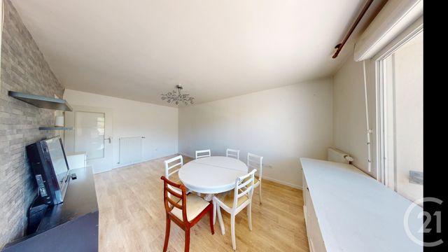 Appartement à vendre - 3 pièces - 59.51 m2 - AUBERVILLIERS - 93 - ILE-DE-FRANCE - Century 21 Immo Conseil