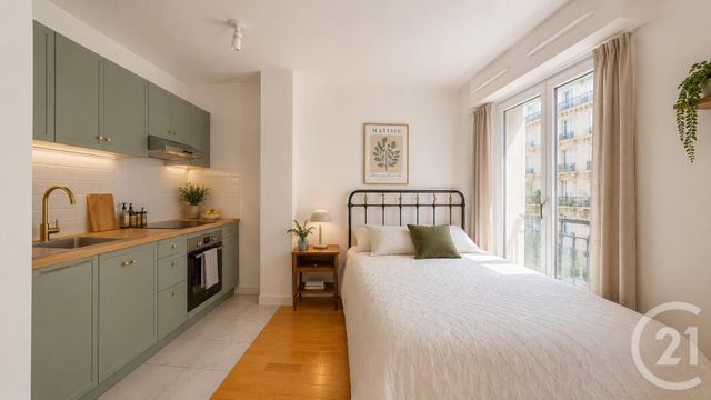 Appartement F1 bis à vendre - 2 pièces - 32.67 m2 - PARIS - 75017 - ILE-DE-FRANCE - Century 21 Immo Conseil
