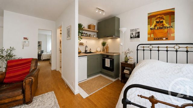 Appartement F1 bis à vendre - 2 pièces - 32.67 m2 - PARIS - 75017 - ILE-DE-FRANCE - Century 21 Immo Conseil