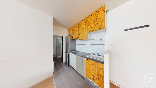 Appartement à vendre - 2 pièces - 27.89 m2 - AUBERVILLIERS - 93 - ILE-DE-FRANCE - Century 21 Immo Conseil