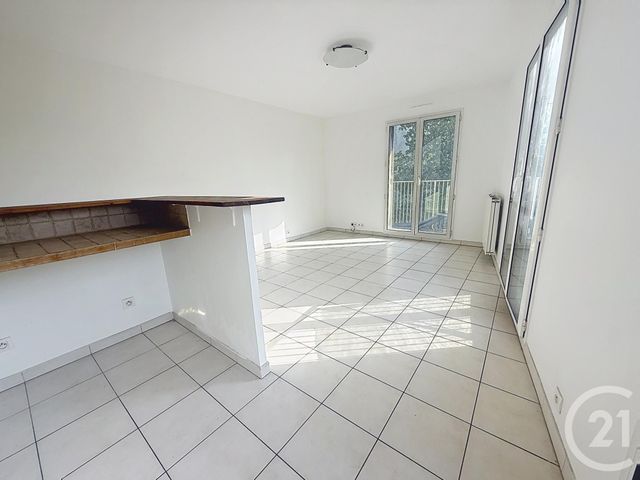 Appartement F2 à vendre - 2 pièces - 41.12 m2 - AUBERVILLIERS - 93 - ILE-DE-FRANCE - Century 21 Immo Conseil