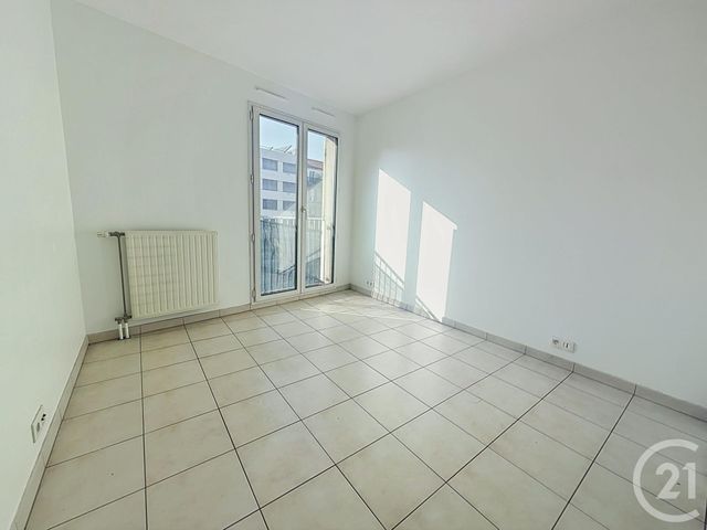 Appartement F2 à vendre - 2 pièces - 41.12 m2 - AUBERVILLIERS - 93 - ILE-DE-FRANCE - Century 21 Immo Conseil