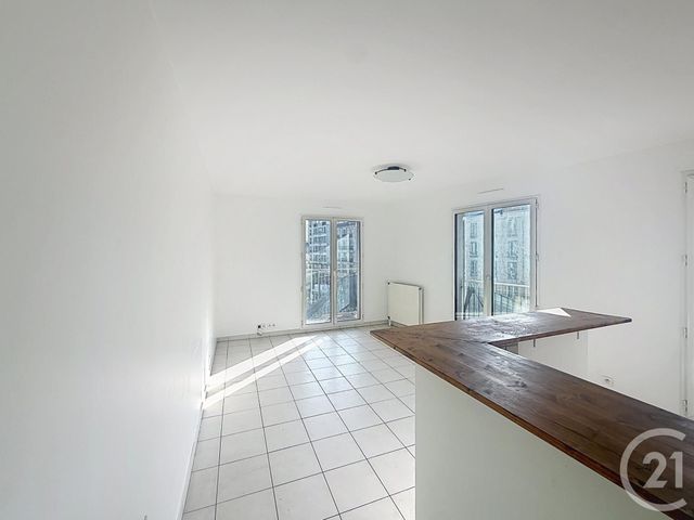 Appartement F2 à vendre - 2 pièces - 41.12 m2 - AUBERVILLIERS - 93 - ILE-DE-FRANCE - Century 21 Immo Conseil