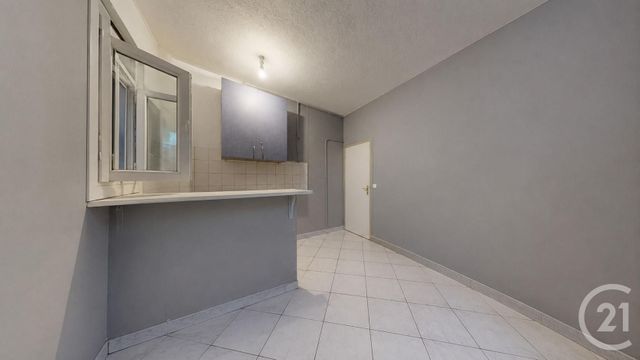 Appartement à vendre - 2 pièces - 27.23 m2 - AUBERVILLIERS - 93 - ILE-DE-FRANCE - Century 21 Immo Conseil