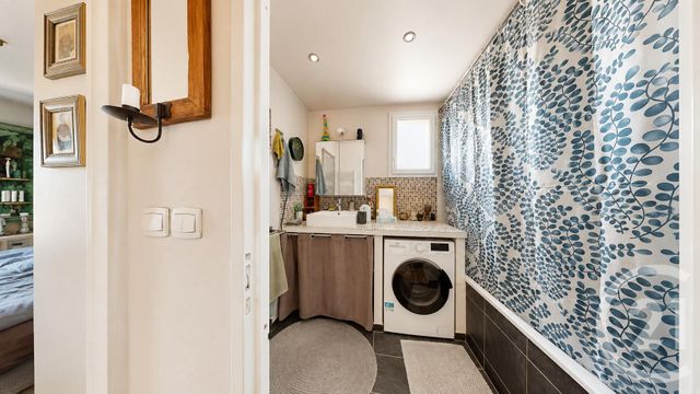 Appartement F3 bis à vendre - 3 pièces - 76.47 m2 - AUBERVILLIERS - 93 - ILE-DE-FRANCE - Century 21 Immo Conseil