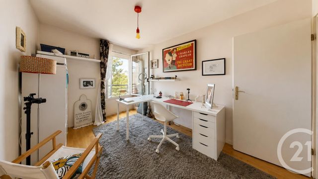 Appartement F3 bis à vendre - 3 pièces - 76.47 m2 - AUBERVILLIERS - 93 - ILE-DE-FRANCE - Century 21 Immo Conseil