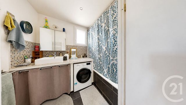Appartement F3 bis à vendre - 3 pièces - 76.47 m2 - AUBERVILLIERS - 93 - ILE-DE-FRANCE - Century 21 Immo Conseil