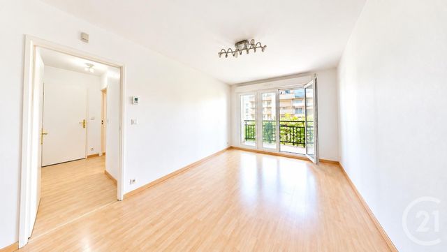 Appartement F3 à vendre - 3 pièces - 55.0 m2 - AUBERVILLIERS - 93 - ILE-DE-FRANCE - Century 21 Immo Conseil