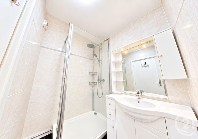 Appartement F3 à vendre - 3 pièces - 55.0 m2 - AUBERVILLIERS - 93 - ILE-DE-FRANCE - Century 21 Immo Conseil