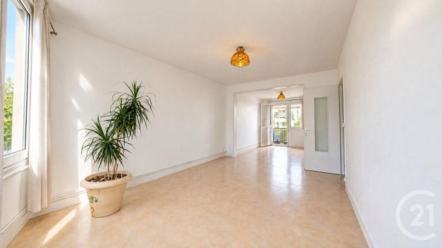 Appartement F4 à vendre - 4 pièces - 68.0 m2 - AUBERVILLIERS - 93 - ILE-DE-FRANCE - Century 21 Immo Conseil