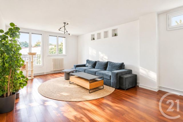 Appartement F2 à vendre - 2 pièces - 56.43 m2 - AUBERVILLIERS - 93 - ILE-DE-FRANCE - Century 21 Immo Conseil