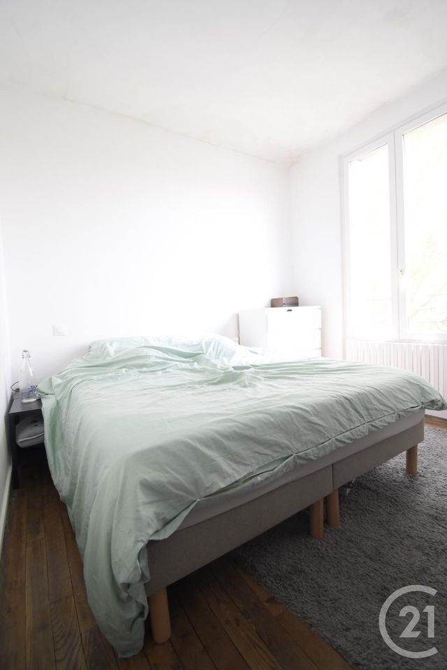 Appartement F2 à louer - 2 pièces - 41.7 m2 - ST DENIS - 93 - ILE-DE-FRANCE - Century 21 Immo Conseil