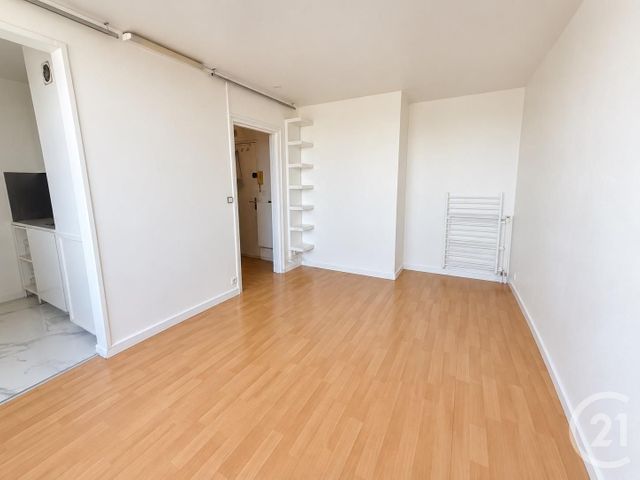 Appartement F1 à louer - 1 pièce - 25.0 m2 - AUBERVILLIERS - 93 - ILE-DE-FRANCE - Century 21 Immo Conseil