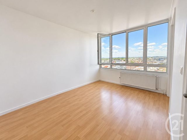 Appartement F1 à louer - 1 pièce - 25.0 m2 - AUBERVILLIERS - 93 - ILE-DE-FRANCE - Century 21 Immo Conseil