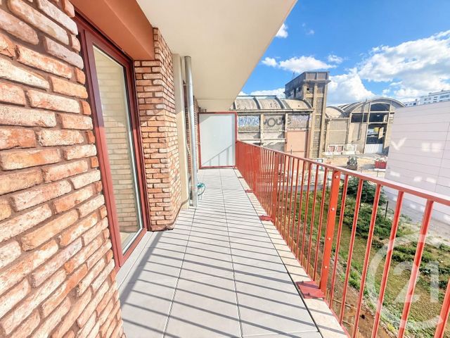 Appartement F2 à louer - 2 pièces - 47.7 m2 - LA COURNEUVE - 93 - ILE-DE-FRANCE - Century 21 Immo Conseil