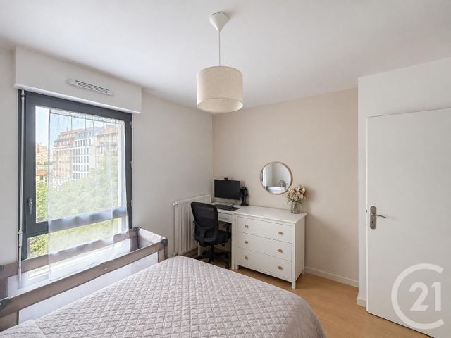 Appartement F3 à louer - 3 pièces - 62.77 m2 - AUBERVILLIERS - 93 - ILE-DE-FRANCE - Century 21 Immo Conseil