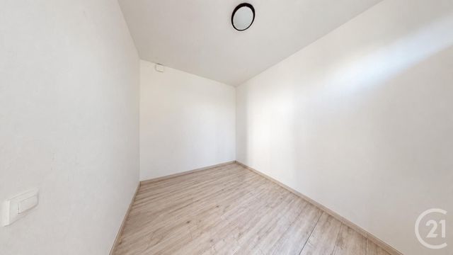 Appartement F2 à vendre - 2 pièces - 23.66 m2 - AUBERVILLIERS - 93 - ILE-DE-FRANCE - Century 21 Immo Conseil
