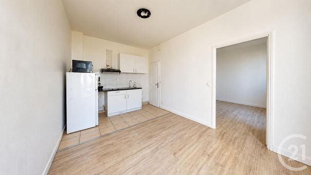 Appartement F2 à vendre - 2 pièces - 23.66 m2 - AUBERVILLIERS - 93 - ILE-DE-FRANCE - Century 21 Immo Conseil