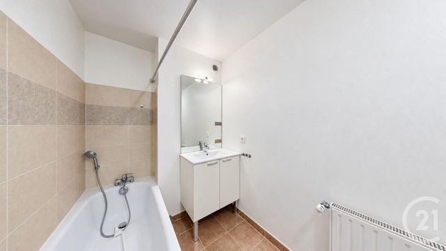 Appartement F3 à vendre - 3 pièces - 60.0 m2 - AUBERVILLIERS - 93 - ILE-DE-FRANCE - Century 21 Immo Conseil