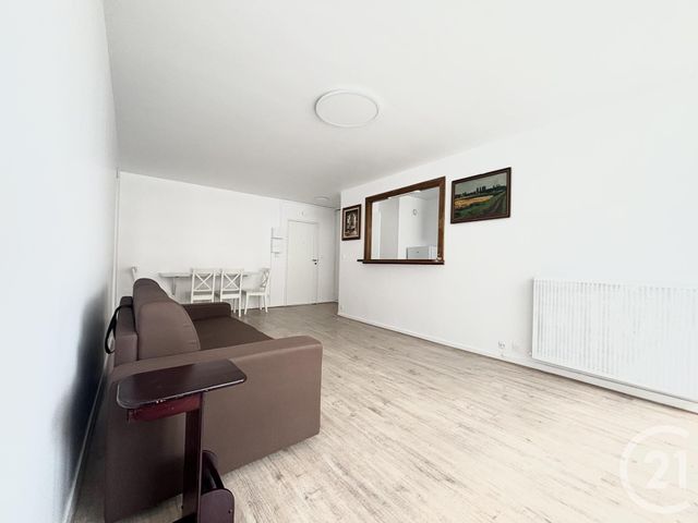Appartement F2 à louer - 2 pièces - 49.03 m2 - AUBERVILLIERS - 93 - ILE-DE-FRANCE - Century 21 Immo Conseil