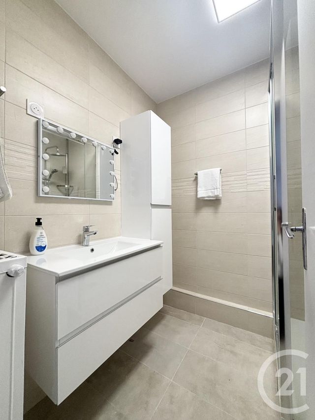 Appartement F2 à louer - 2 pièces - 49.03 m2 - AUBERVILLIERS - 93 - ILE-DE-FRANCE - Century 21 Immo Conseil