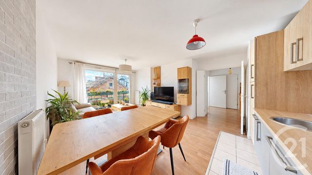 Appartement F3 à vendre - 3 pièces - 54.29 m2 - AUBERVILLIERS - 93 - ILE-DE-FRANCE - Century 21 Immo Conseil